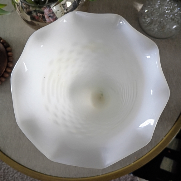 Vintage White Milk Glass Footed Vase, Ruffled Edge Hobnail Dots, 9.5 inch - Picture 3 of 4
